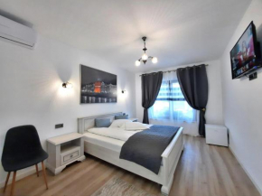 Casa Mora, Deva